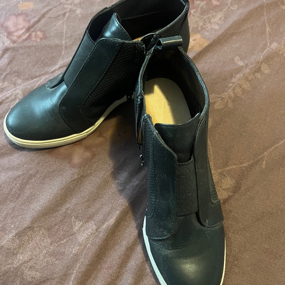 Booties wedge
